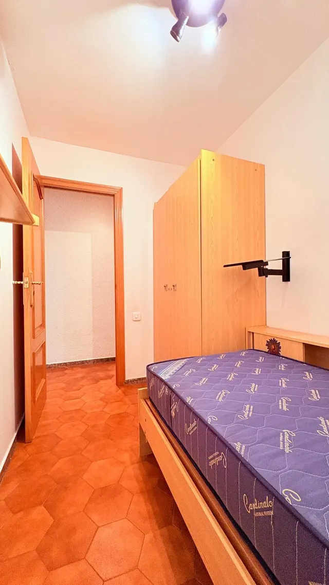 Pis de 4 habitacions amb ascensor — 12