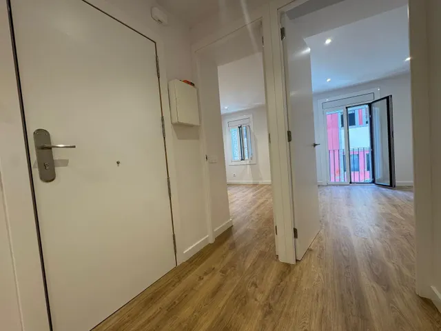 PISO REFORMADO CON GARAJE EN MANRESA — 11