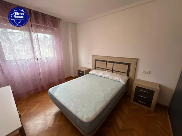 SE ALQUILAN habitaciones EN LA ZONA ALTA DE PONFERRADA — 6