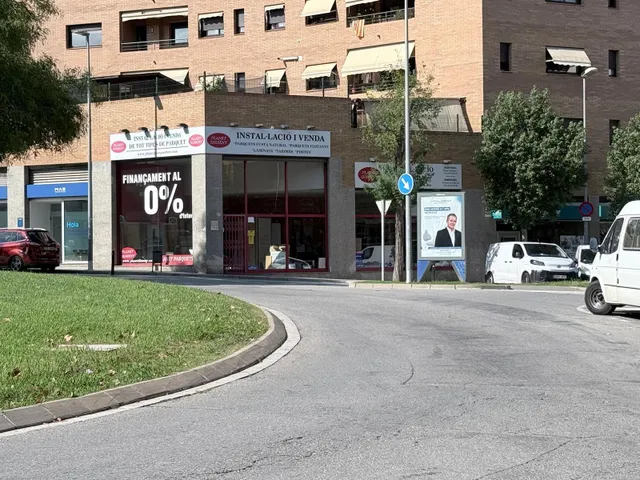 Local en alquiler -Rambla de les Bobiles - foto 2