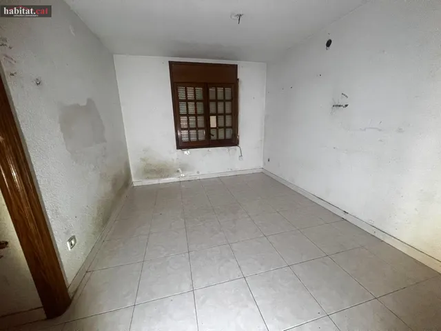 CASA ESQUINERA INDEPENDIENTE A REFORMAR - SEGUR DE CALAFELL — 9