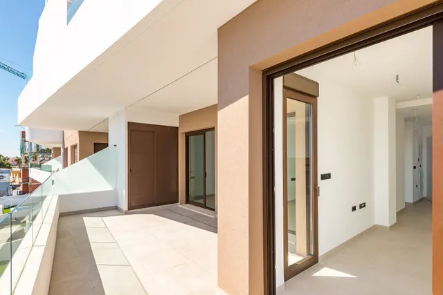 Apartamento de 3 dormitorios en Punta Prima — 6