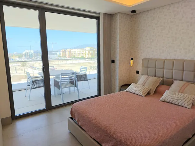 EXCLUSIVO PISO EN LAS MALAGA TOWERS VISION A ESTRENAR — 25