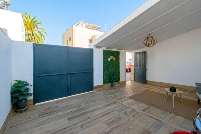 Chalet Independiente y privado en Bormujos — 10