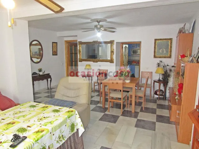 ¡GRAN CASA EN LA BARRIADA DE SANTA CRUZ! — 7