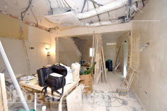 CASA CON CINCO TERRAZAS Y PAELLERO CERCA DE LA PLAYA — 42