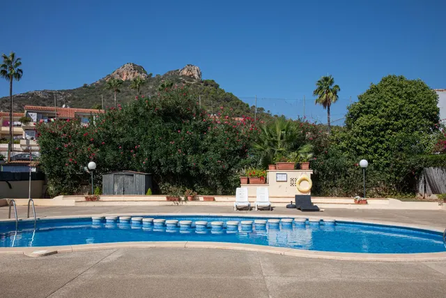 Encantadora vivienda unifamiliar con patio privado, piscina y vistas al mar en Cala Millor. — 42