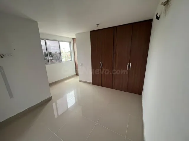VENTA Y ARRIENDO DE EXCLUSIVO APARTAMENTO BARRIO ESCALLON VI - foto 3