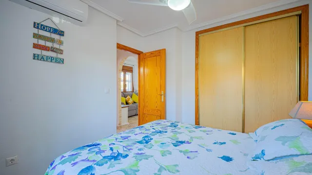 Casa Tipo Dúplex 3 habitaciones 75m² en venta - Playa Flamenca — 28