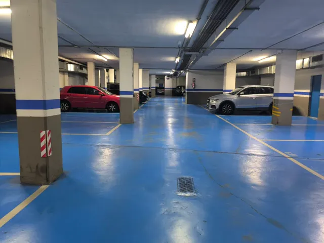 PISO DE ALQUILER CON TERRAZA - PISCINA COMUNITARIA Y PARQUING ADICIONAL — 17