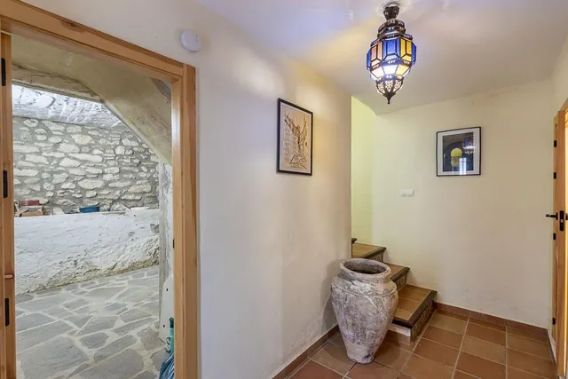GR3929 - Alhama de Granada - Casa de pueblo reformada con patio delantero y azotea — 5