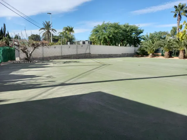 SE VENDE CHALET — 19