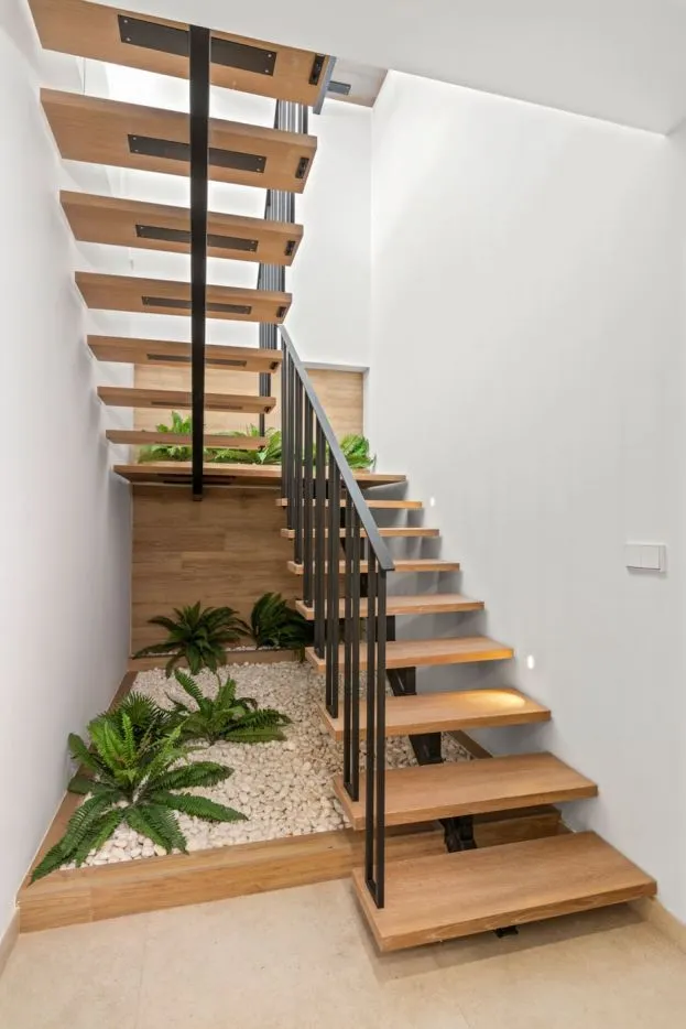 Villa 3 habitaciones 311m² en venta - Casco urbano — 48