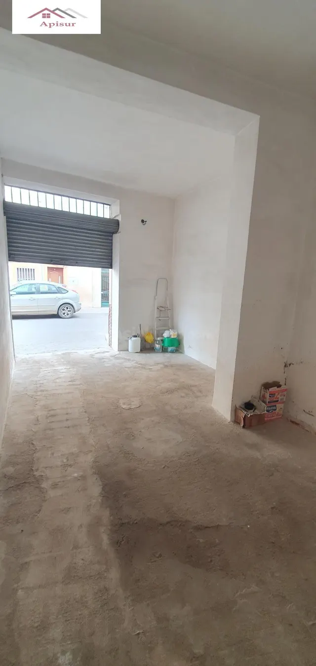 SE VENDE LOCAL COMERCIAL (GARAJE) EN ZONA PUERTA DE MARTOS - foto 4