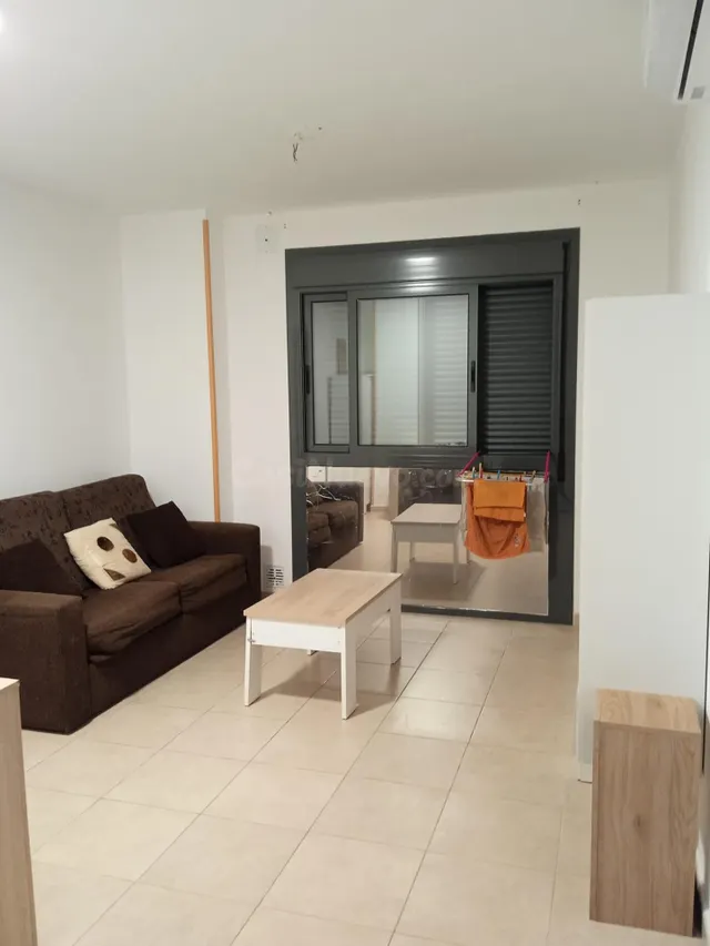 Acogedor Piso en Calafell con Piscina y Parking por €185,000 - foto 3