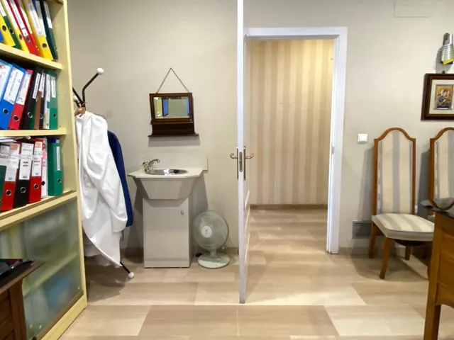 Clínica con licencia sanitaria en Avenida de Andalucía, RESIDENCIAL LAS ADORATRICES — 15