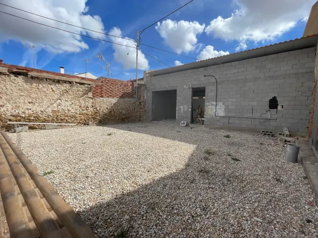 Casa para reformar con amplio jardín en Benijófar — 8