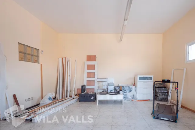 Casa a quatre vents amb gran terrassa i garatge per a 2 cotxes — 33