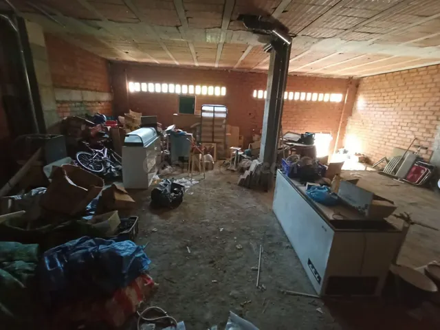 LOCAL EN BRUTO EN LA CAÑADA CON MUCHAS POSIBILIDADES!!!! - foto 3