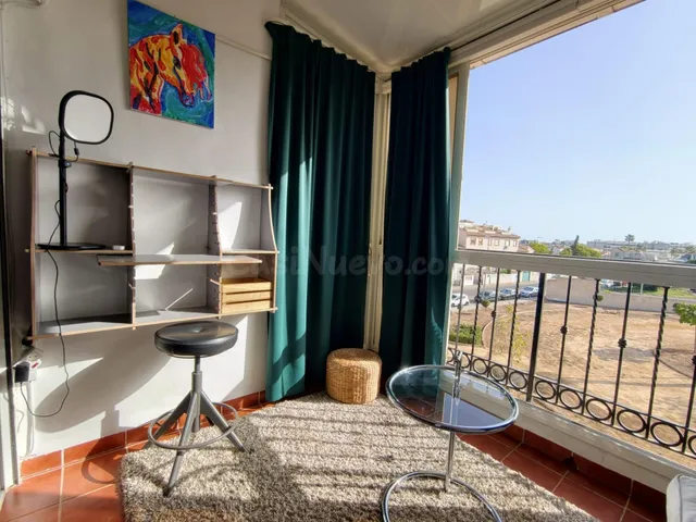 Ático con 2 habitaciones, solárium privado, garaje y vistas  - foto 4