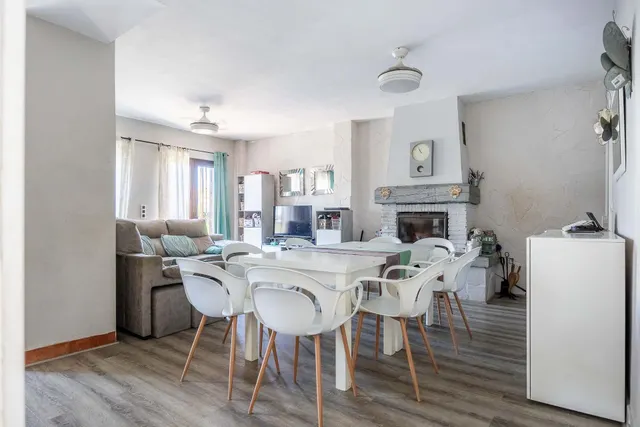 Chalet adosado en Calle Carmona, Tiro de Línea, Sevilla — 16