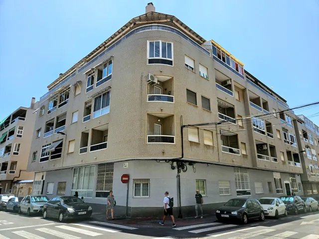 Magnifica vivienda en el centro de Torrevieja, ideal para vivir todo el año — 24