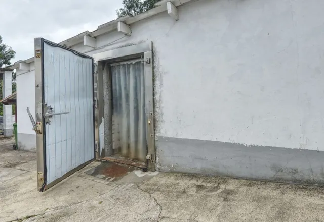 Nave en venta en O´Vilar (Guísamo) — 8