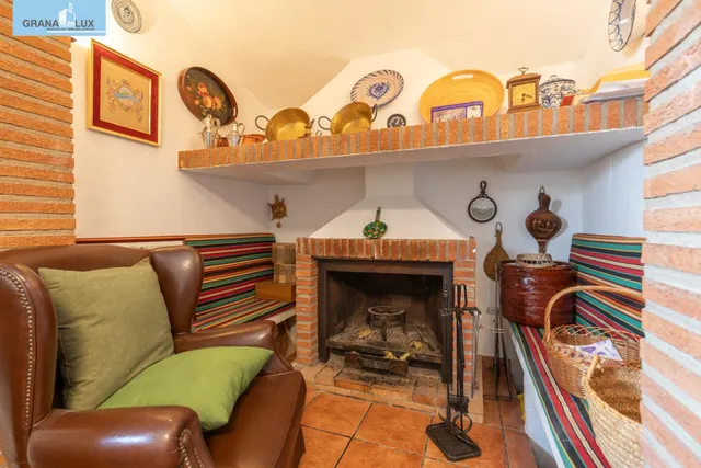 Chalet pareado con piscina, jardín y bonitas vistas a Granada en La Zubia — 18