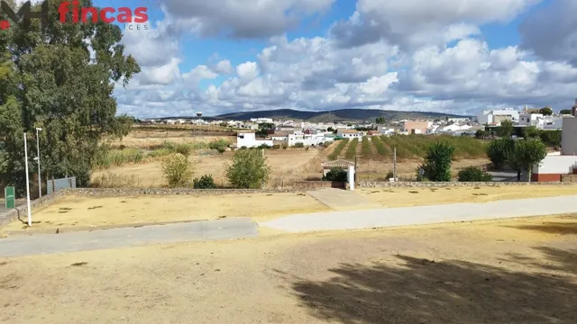 SUELO PARA DESARROLLAR PP DEFINITIVAMENTE APROBADO EN BURGUI - foto 4