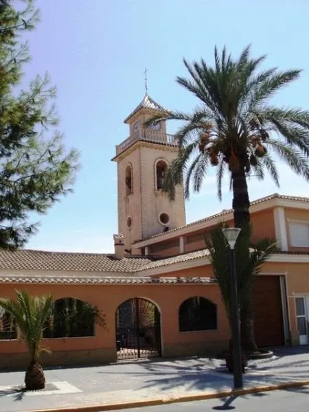 Villa de una planta con piscina privada y solárium en La Herrada, Los Montesinos — 15