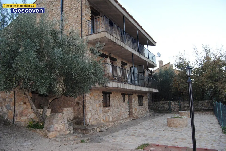 HERMOSO COMPLEJO DE APARTAMENTOS RURALES CON PARCELA, PISCINA, TERRAZAS Y JARDINES