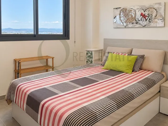 Piso en Arenales del Sol con terraza y vistas al mar — 26