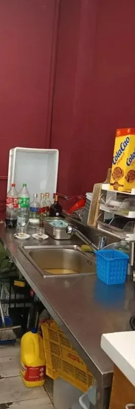 Traspaso de cafeteria en excelente ubicación al lado de plaza de los luceros — 8