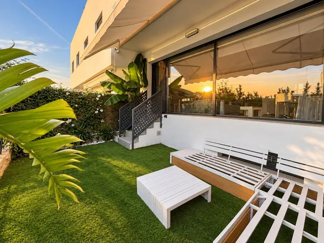 Exclusivo Chalet adosado del 2022 con gran solárium privado en Santa Clara — 20