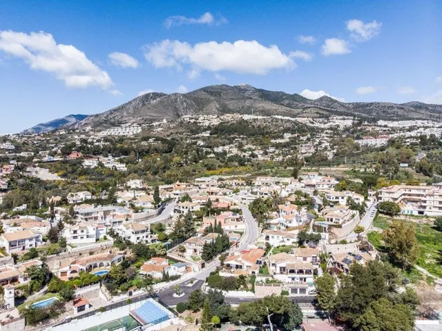 Villa reformada en zona baja de Torremuelle, Benalmádena — 26
