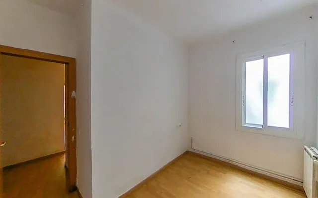 SE VENDE PISO EN BARCELONA, ZONA BON PASTOR — 12