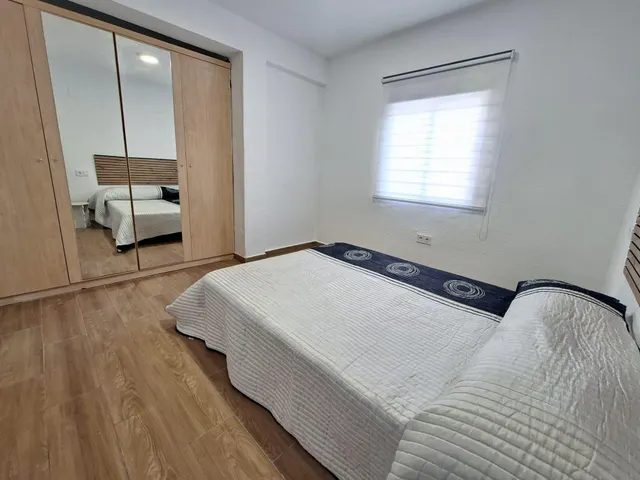 Se alquila fantástico piso en Sax — 9