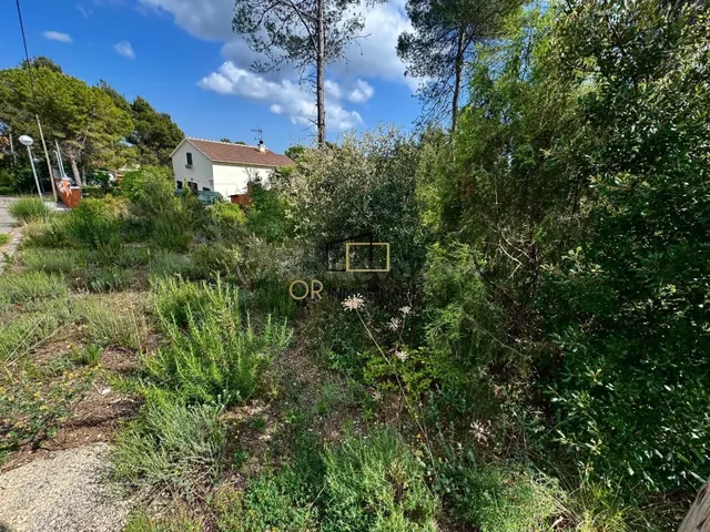 Terreno urbano en venta en Pontons – 400 m2 - foto 4