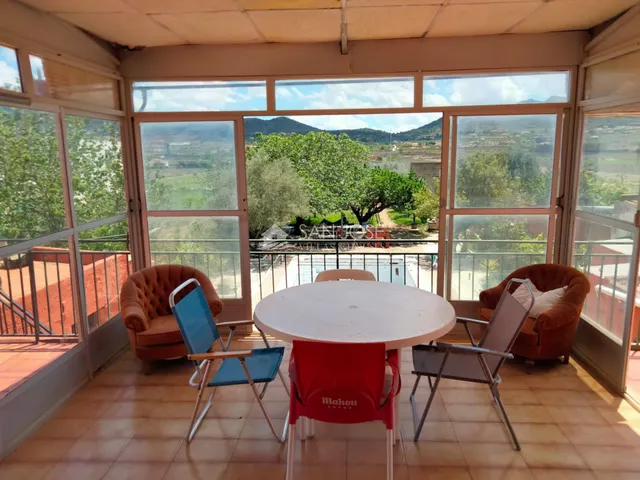 SE VENDE CHALET EN HONDON DE LOS FRAILES — 5