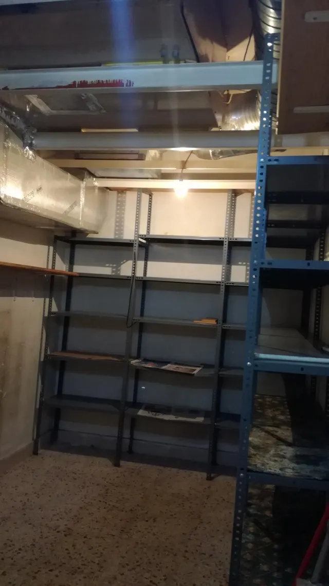 Bar en funcionamiento. Ave maría — 25
