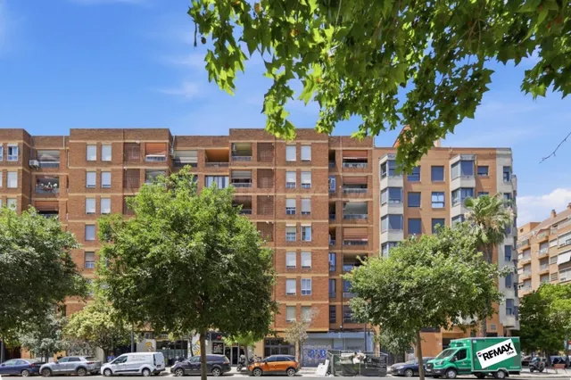 Venta Vivienda de 138 m2 en Avenida Tres Cruces (Valencia) c - foto 5