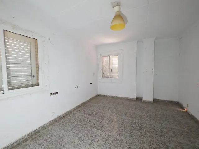 Se vende casa en Mediona, urbanización sant elies — 25
