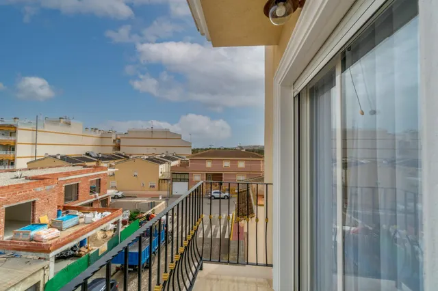Amplio apartamento reformado en el corazón de Formentera del Segura — 18