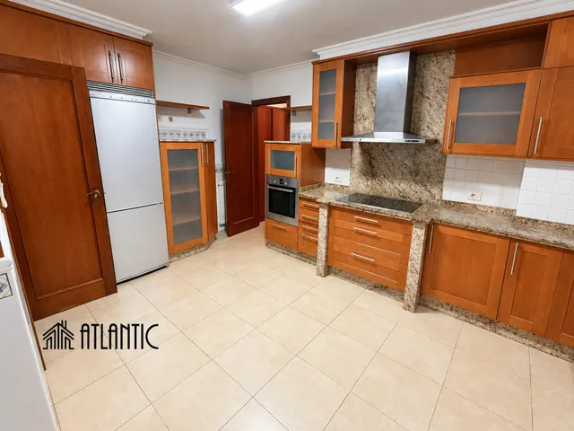 Piso 4 habitaciones 135m² en venta - Corte Inglés — 16