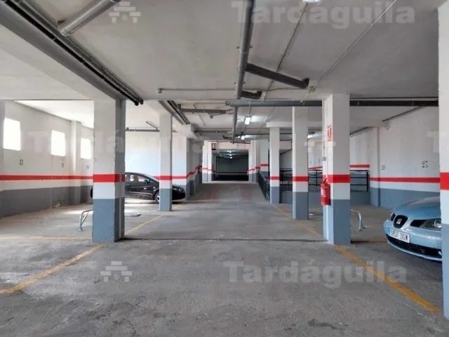 PLAZAS DE GARAJE EN PLANTA CALLE EN HUERTA OTEA — 7