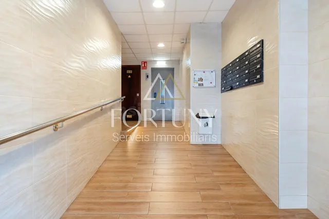 Piso en venta en Reus - foto 2