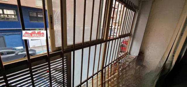 ¡¡ LOCAL BAJO MAS ENTRESUELOS DE 120M EN CADA PLANTA.!! — 12