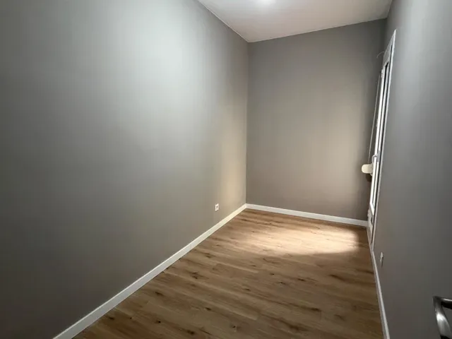 Piso reformado de 3 habitaciones con patio en Gràcia — 30