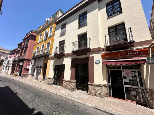 APARTAMENTO EN EXPLOTACIÓN TURÍSTICA — 25