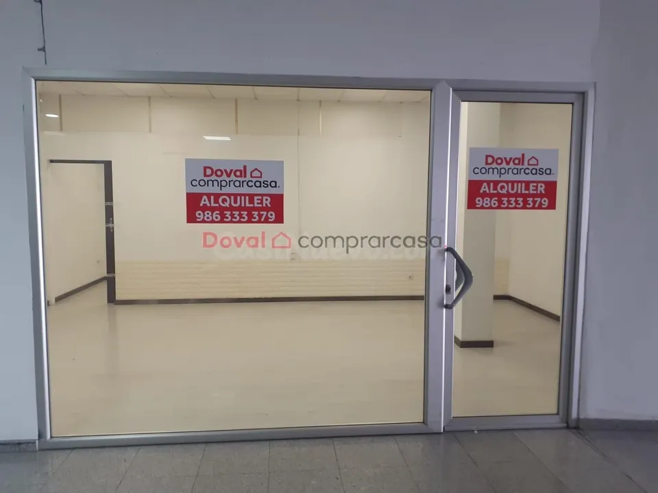 ALQUILER BAJO ACONDICIONADO CON GRAN ESCAPARATE